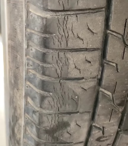 how to maintain car tyres