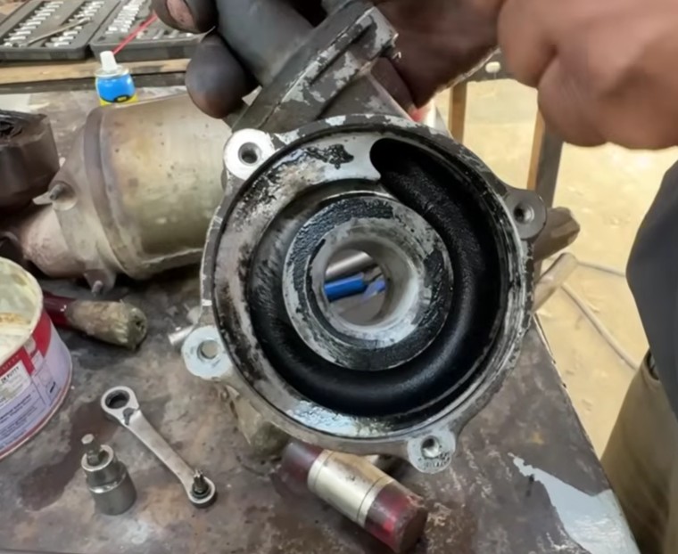 Turbocharger maintenance and repair