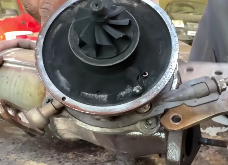 Turbocharger maintenance and repair