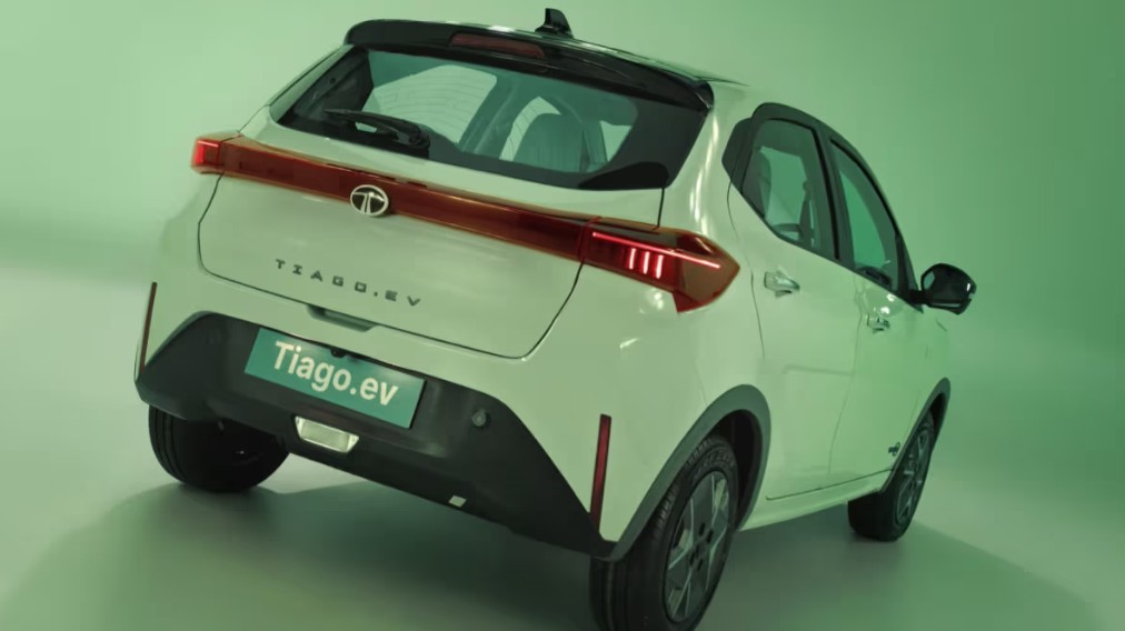Tata Tiago EV 2026 facelift variant wise details