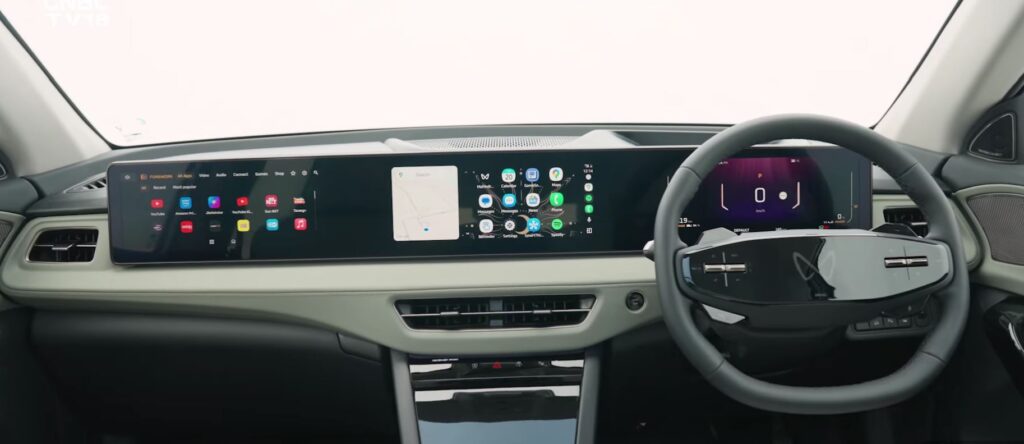 Mahindra XEV 9s vs Kia Carens Clavis EV Comparison