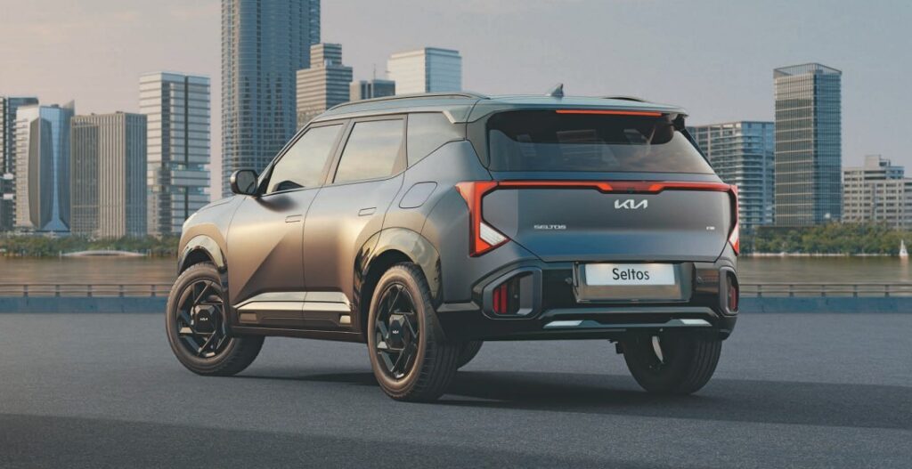 Nissan Tekton vs Kia Seltos Variants Comparison & Price