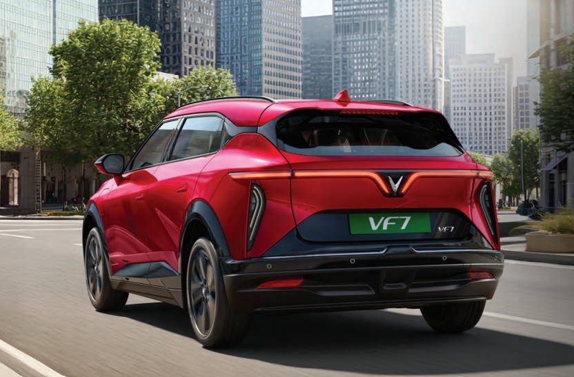 Tata Sierra EV VS Vinfast VF7 Which Is Better