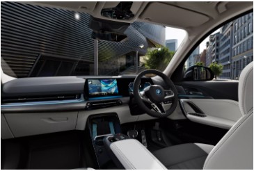 BMW X1 LWB Specifications and Dimensions in India