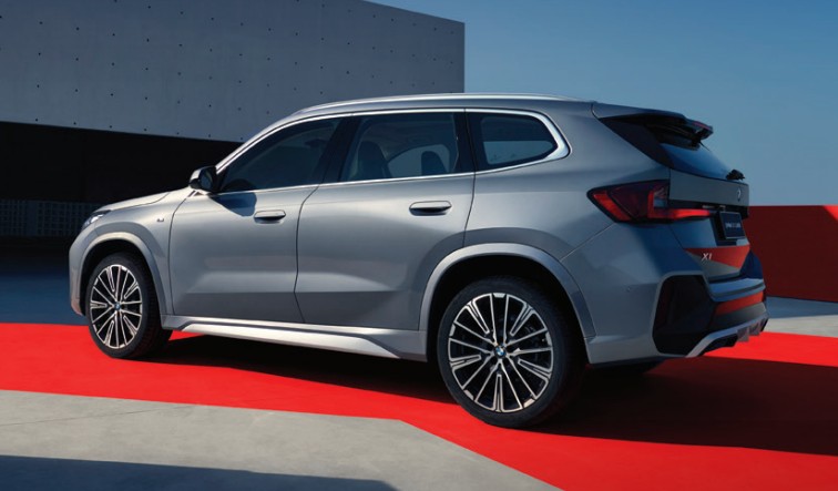 BMW X1 LWB Specifications and Dimensions in India