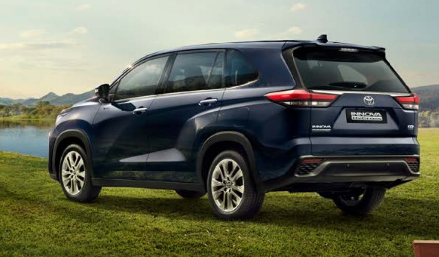 Kia Sorento VS Toyota Innova Hycross Comparison And Difference
